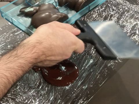 Moule à chocolat retourné