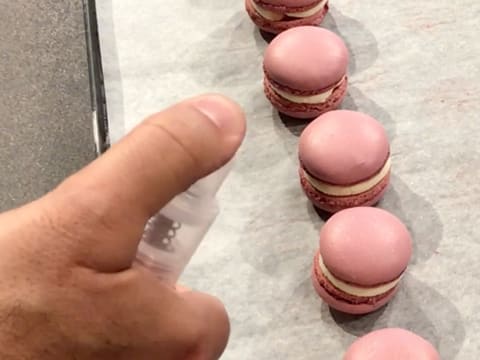 Macarons Kirsch et griottes - 59