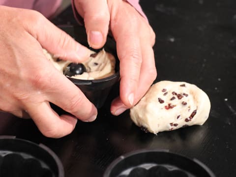 Réalisez de savoureux entremets en forme de mini-kouglofs