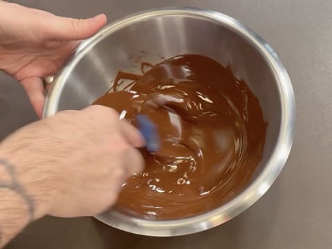 Moulage d'un coquillage en chocolat - 12