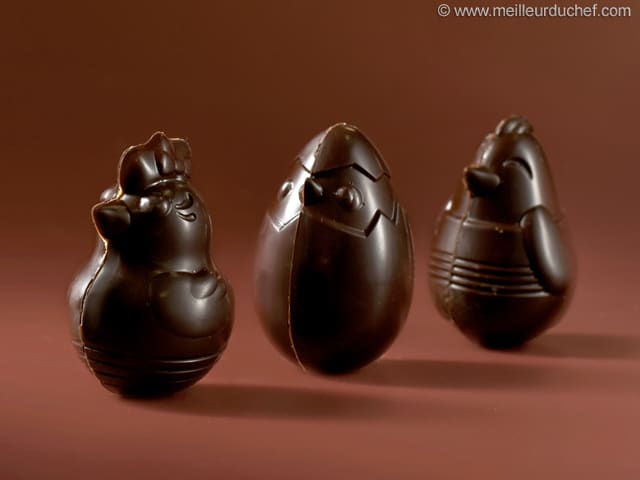 Moulage de Pâques aux 2 chocolats & praliné