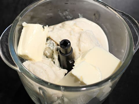 Mousse au Roquefort - 10