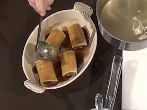 Paccheri farcis aux salsifis et poitrine de porc Ibaïama confite, petite salade d'hiver à la noisette et huile de café - 31