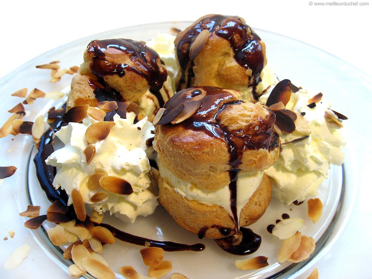 Profiteroles au chocolat - Recette de cuisine illustrée - Meilleur du Chef