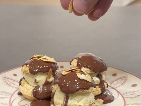 Profiteroles au chocolat - 72