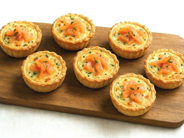 Mini-quiches au saumon fumé