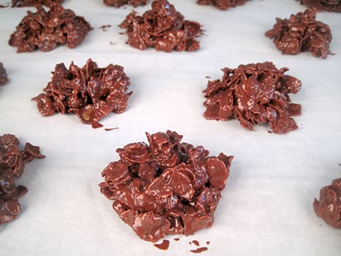 Roses des sables au chocolat facile : découvrez les recettes de Cuisine  Actuelle