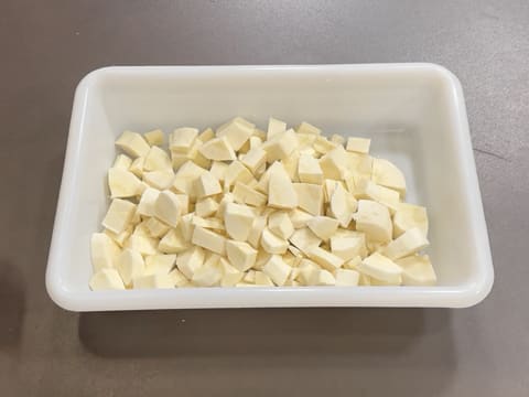 Noix de Saint-Jacques snackées, purée de panais à la vanille, chips de jambon et truffe - 10