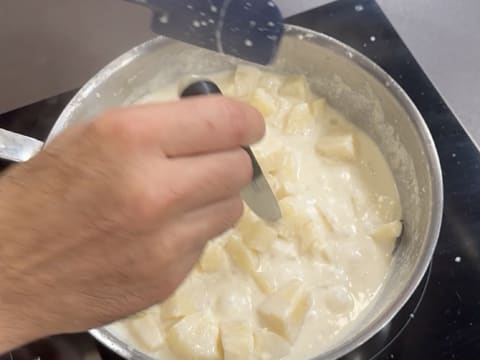 Noix de Saint-Jacques snackées, purée de panais à la vanille, chips de jambon et truffe - 25