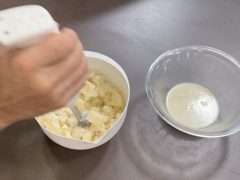 Noix de Saint-Jacques snackées, purée de panais à la vanille, chips de jambon et truffe - 28