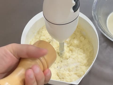 Noix de Saint-Jacques snackées, purée de panais à la vanille, chips de jambon et truffe - 30