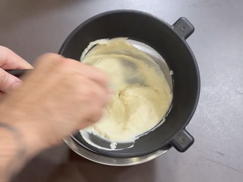 Noix de Saint-Jacques snackées, purée de panais à la vanille, chips de jambon et truffe - 36