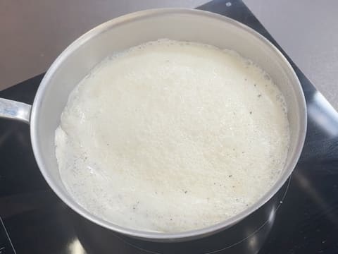 Noix de Saint-Jacques snackées, purée de panais à la vanille, chips de jambon et truffe - 6