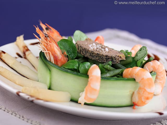 Salade au foie gras et aux crevettes