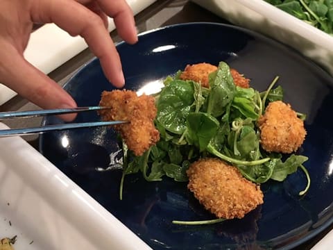 Salade aux nuggets de poulet épicés - 46