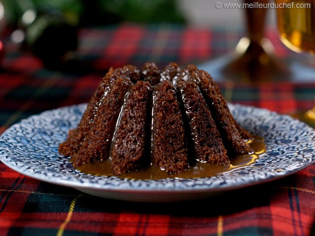 Sticky toffee pudding, sauce butterscotch