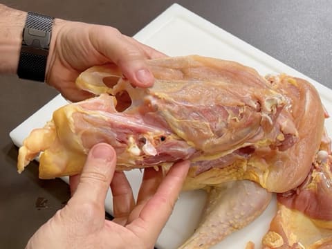 Suprême de volaille de Noël en croûte de pain d'épices, déclinaison autour de la courge, sauce Périgueux à la truffe noire - 16