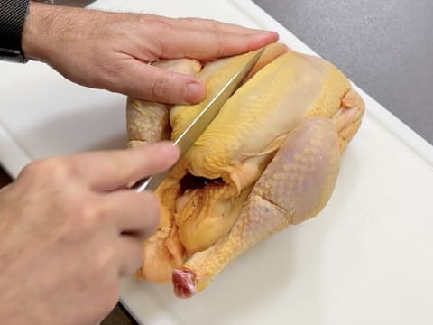 Suprême de volaille de Noël en croûte de pain d'épices, déclinaison autour de la courge, sauce Périgueux à la truffe noire - 2