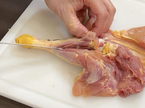 Suprême de volaille de Noël en croûte de pain d'épices, déclinaison autour de la courge, sauce Périgueux à la truffe noire - 27