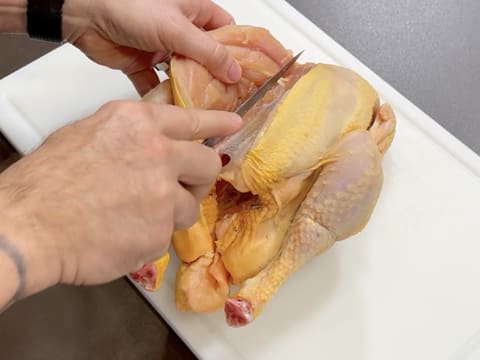 Suprême de volaille de Noël en croûte de pain d'épices, déclinaison autour de la courge, sauce Périgueux à la truffe noire - 3