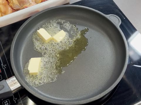 Suprême de volaille de Noël en croûte de pain d'épices, déclinaison autour de la courge, sauce Périgueux à la truffe noire - 42