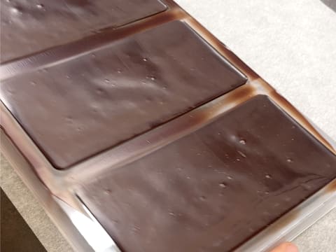 Tablettes de chocolat 3 couleurs facile : découvrez les recettes de Cuisine  Actuelle