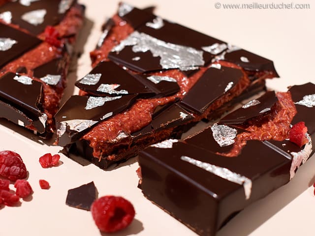 Tablette de chocolat noir Dubaï à la framboise