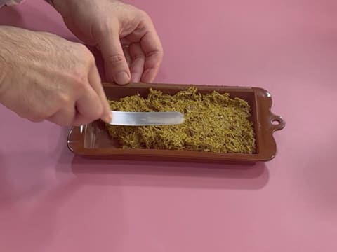 Tablette de chocolat au lait Dubaï à la pistache - 25
