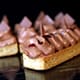 Tarte au chocolat Alunga™ et griottes, en parts individuelles