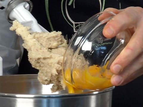 Tarte à la mangue et ganache lactée caramel - 6