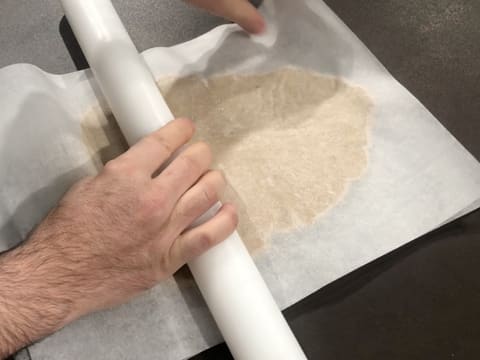 Pâte abaissée au rouleau à pâtisserie