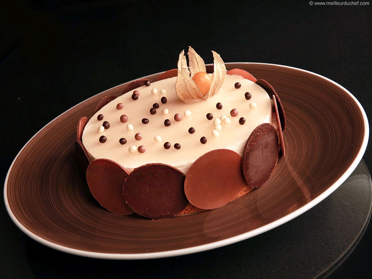 Tarte à la rhubarbe et crème chiboust vanillée - Notre recette avec photos  - Meilleur du Chef