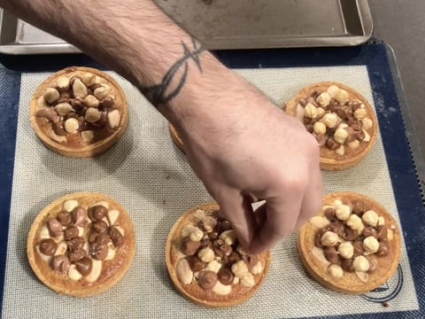 Amandes et noisettes sur tartes