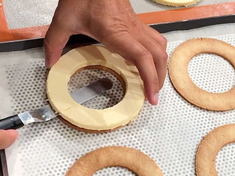 La fraise Gariguette en tartelette contemporaine, saveurs citron et Yuzu - 110