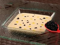 Velouté de panais aux perles de vinaigre balsamique