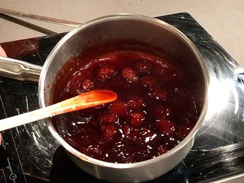 Petit cake en verrine au citron/basilic et confit de fraise - 22