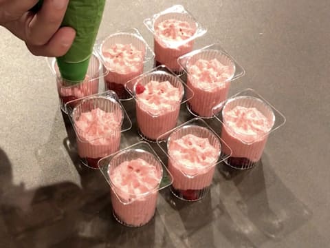 Verrine de mousse de framboise - 30