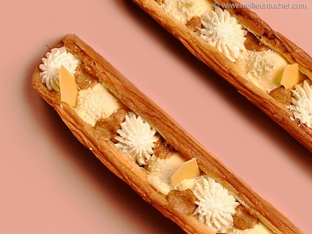 Viennoiseries en barre fourrées aux fruits exotiques et praliné coco