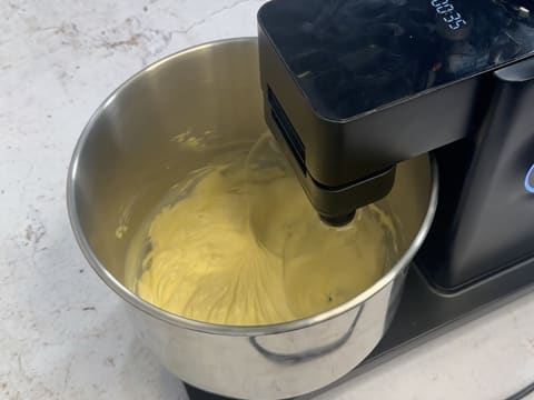 Viennoiseries en barre fourrées aux fruits exotiques et praliné coco - 73