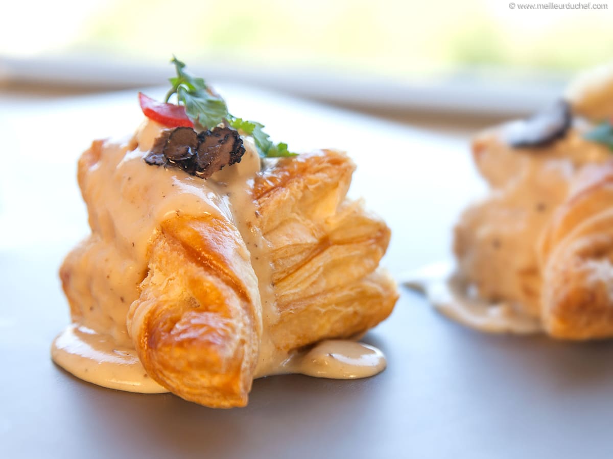 Vol-au-vent au boudin blanc et à la truffe - La recette avec photos