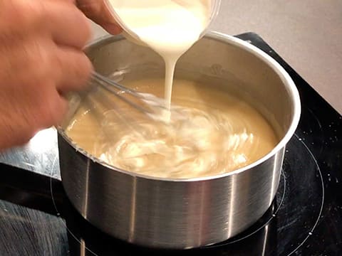 Vol-au-vent au boudin blanc et à la truffe - 90