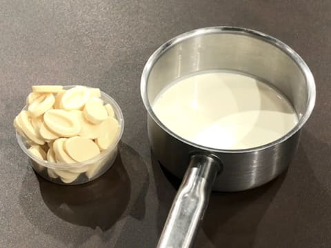 All the ingredients for the vanilla ganache