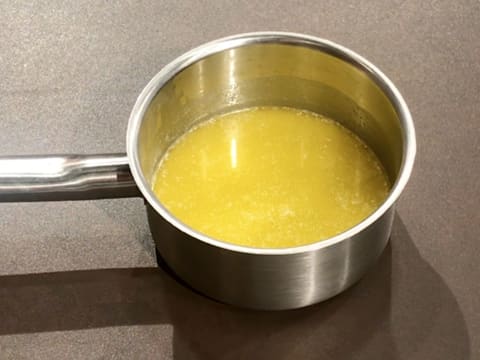 The butter is cooling down in the pan