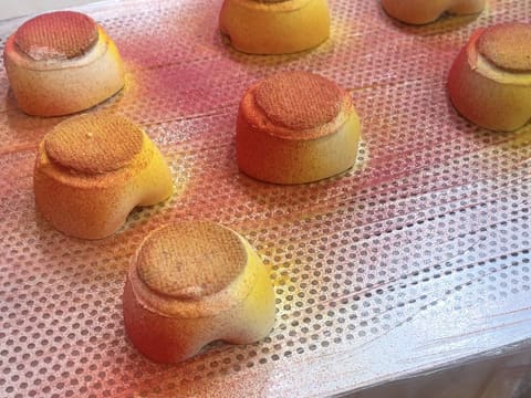 Apple & Caramel Mini Entremets - 97