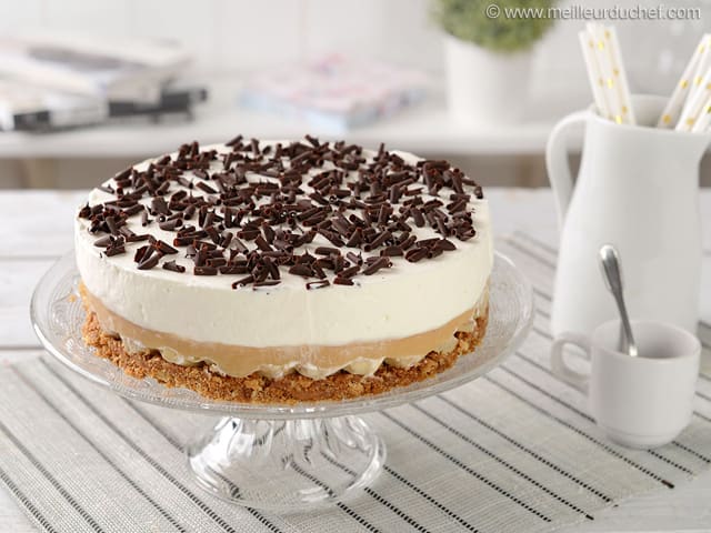 Banoffee pie Petit four Pastry Praline Torte, cream, baked Goods png |  PNGEgg