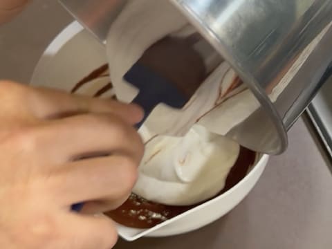 Blueberry, Chocolate & Vanilla Entremets - 120