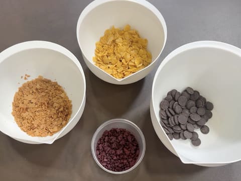 Blueberry, Chocolate & Vanilla Entremets - 71