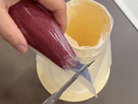 Blueberry, Chocolate & Vanilla Entremets - 96