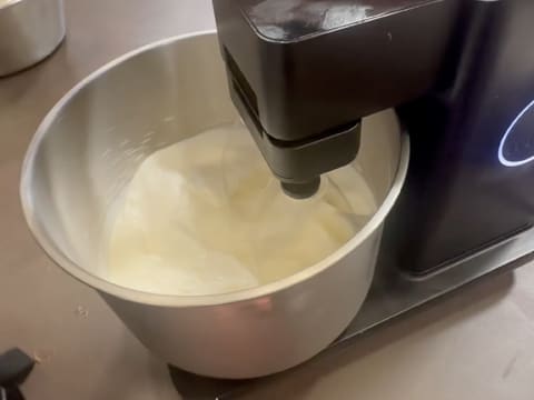 Caramel Sensation Christmas Yule Log - 114