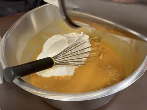 Caramel Sensation Christmas Yule Log - 116